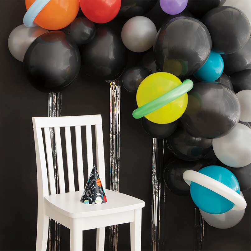 https://www.favors.com/wp-content/uploads/2019/03/Outer-Space-Balloon-Garland.jpg